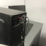 LOTE 049 - Impressora ploter grande Xenons, acompanha o computador