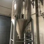 LOTE 017 - SILO DIÂMETRO 1,5m/ ALTURA 1,5m/ FUNIL 1,2m ALTURA, ano  2005