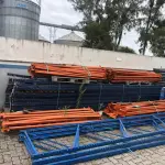 LOTE 052 - Lote com prateleiras para paletes - DESMONTADAS