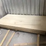 LOTE 020 - Lote com placas em mdf e compensado novas 
