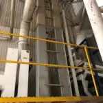 LOTE 045 - ELEVADOR CANECO 4 MTS COM MOTOR , ANO 2008