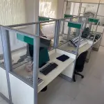 LOTE 10 - MÓVEIS EQUIPAMENTOS - vários itens junto ao prédio