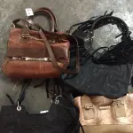 LOTE  - SAPATOS E BOLSAS FEMININOS