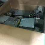 LOTE 278 - 5 cpus, roteador, monitor, lote de fios e carregadores, dvd, aquecedor de folhas, mouses, teclados, fontes  