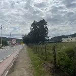 LOTE 001 - 2 IMÓVEIS COM ÁREA TOTAL DE 8.570,10M2 EM SÃO JOAO BATISTA SC. MODALIDADE ENVELOPE FECHADO COM ENTREGA ATÉ AS 13:50. ABERTURA AS 14 HORAS E STLAKING HORSE DO MAIOR LANCE ACIMA DO MÍNIMO, COM COMPETIÇÃO ENTRE OS QUE ENTREGARAM ENVELOPE. VER REGRAS DE STALKING HORSE.