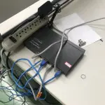 LOTE 285 - Roteador, equipamento de teste Acterna, cpu, fios, aparelhos de solda 