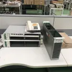 LOTE 319 - Placas de rede, equipamento de teste, telefones, teclados, 