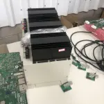 LOTE 285 - Roteador, equipamento de teste Acterna, cpu, fios, aparelhos de solda 