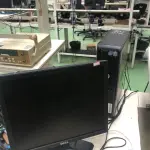 LOTE 440 - Cpu, monitor 