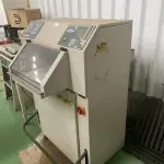 LOTE 581 - maquina guilhotina Titan