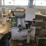 LOTE 053 - máquina de pregar saltos com carregador