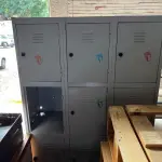 LOTE 001 - LISTAGEM GRANDE DE BENS DE LANCHERIA - PROJETOR, MESAS, CADEIRAS, FRITADEIRAS A GAS E ELETRICAS, FREEZERS, GELADEIRA, TELA, COMPUTADOR, LIXEIRA, FRIGOBAR,  FORNO CONVECTOR, CHAPA BIFETEIRA, AR CONDICIONADO SO FRENTE.