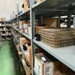 LOTE 001D - antigo lote 586 - alteramos para aparecer na primeira pagina - Estoque de produtos novos como CIRCUITOS INTEGRADOS,  filtros, indutores, transiver opticos, Spartan, Buck Regulator, Unidades Osciladores,    componentes, transistores, placas, grampos, materiais para construção dos modens, etc