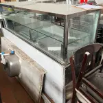 LOTE 001 - LISTAGEM GRANDE DE BENS DE LANCHERIA - PROJETOR, MESAS, CADEIRAS, FRITADEIRAS A GAS E ELETRICAS, FREEZERS, GELADEIRA, TELA, COMPUTADOR, LIXEIRA, FRIGOBAR,  FORNO CONVECTOR, CHAPA BIFETEIRA, AR CONDICIONADO SO FRENTE.