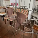 LOTE 001 - LISTAGEM GRANDE DE BENS DE LANCHERIA - PROJETOR, MESAS, CADEIRAS, FRITADEIRAS A GAS E ELETRICAS, FREEZERS, GELADEIRA, TELA, COMPUTADOR, LIXEIRA, FRIGOBAR,  FORNO CONVECTOR, CHAPA BIFETEIRA, AR CONDICIONADO SO FRENTE.