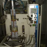 LOTE 029 - uma empacotadeira automática Indumak DG450 com silo grande num 2
