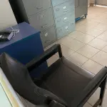 LOTE 506 - Cadeira e 2 balcões 