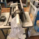 LOTE 368 - Máquina de passar cola