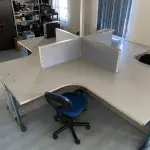 LOTE 512 - Conjujnto de 4 mesas e 2 cadeiras 