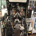 LOTE 292 - Máquina de montar bico
