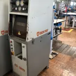 LOTE 299 - Prensa boca de sapo Iron fox AS1800