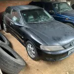 LOTE 006 - GM Vectra sedan cd pl. EZG2266  03/04