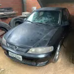 LOTE 006 - GM Vectra sedan cd pl. EZG2266  03/04