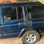 LOTE 007 - Jeep Cherokee Sport c/GNV (verificar documento) pl.DDO0868 2000/2000