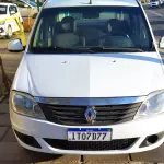 LOTE 001 - RENAULT Logan 2013  Expression  1.6 completo