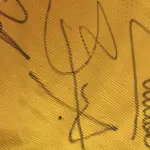 LOTE 001 - CAMPANHA DE DOAÇÃO - LEILÃO DE CAMISA DO JOGADOR TIAGO SILVA DA SELEÇÃO BRASILEIRA AUTOGRAFADA POR TODOS OS JOGADORES - CAMISA COM O LEILOEIRO A DISPOSIÇÃO PARA VISITAÇÃO - AJUDAR ESSA NOBRE CAUSA NÃO TEM PREÇO - PARA CADASTRO RÁPIDO CONTATE O LEILOEIRO 51.991165051