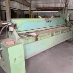 LOTE 056 - Guilhotina marca newton mod GMN 3003