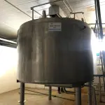 LOTE 000 - SILOS DE INOX – CALDEIRAS – TANQUES 100MIL L – BALANÇA RODOVIÁRIA – RESERVATÓRIO DE ÁGUA – UNO MILLE 95/96