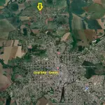 LOTE 000 - Uma área de terrenos, de forma irregular, localizada na Vila Progresso Área total do terreno é de 4.800,00m