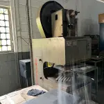 LOTE 121 - prensa Boar em desuso