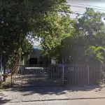 LOTE 001 - Um terreno c/1.360,00m², caracterizado c/o nº11, do desmembramento, sito no Beco de Servidão em continuação da R. Dona Alzira, sob nº 952