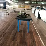 LOTE 213 - Mesa