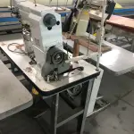 LOTE 039 - uma maquina de costrua de coluna
