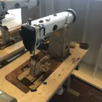 LOTE 223 - Máquina de costura