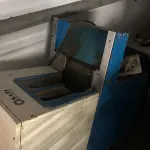 LOTE 066 - um forno em mau estado
