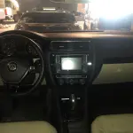 LOTE 001 - Veículo VW Volkswagen Jetta Highline 2.0 TSI 16v 4p Tiptronic, fabricação/modelo 2017/2017 (sem chave)
