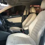 LOTE 001 - Veículo VW Volkswagen Jetta Highline 2.0 TSI 16v 4p Tiptronic, fabricação/modelo 2017/2017 (sem chave)