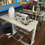 LOTE 182 - Máquina de costura