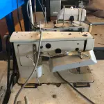 LOTE 234 - Máquina de costura