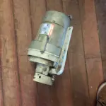 LOTE 222 - Motor de máquina