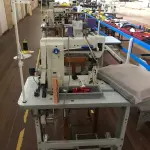 LOTE 140 - Máquina de costura
