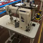LOTE 142 - Máquina de costura