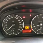 LOTE 000 - VEÍCULO I/BMW 318IA 2.0, 2011/2012