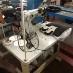 LOTE 165 - Máquina costura debrum