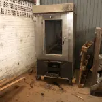 LOTE 002 - FORNO INDUSTRIAL INOX, EM MAU ESTADO