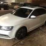 LOTE 001 - Veículo VW Volkswagen Jetta Highline 2.0 TSI 16v 4p Tiptronic, fabricação/modelo 2017/2017 (sem chave)